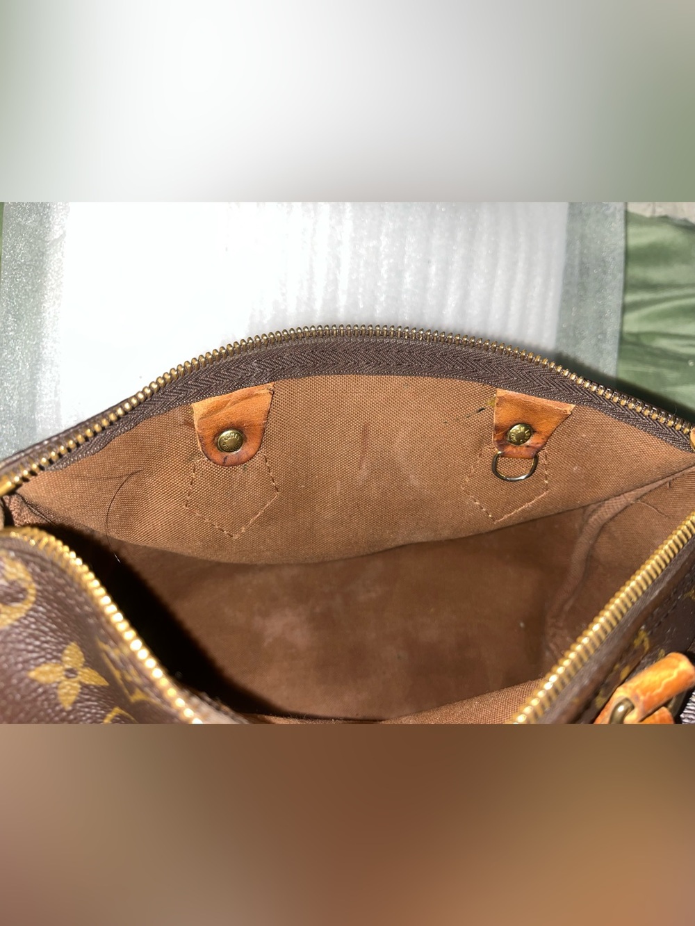 VINTAGE Louis Vuitton Monogram Speedy 25 - (1993) - Picture 4 of 16